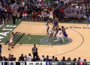 NBA水哥不水！沃特斯三分7中5得到15分3板1助 献压哨绝杀
